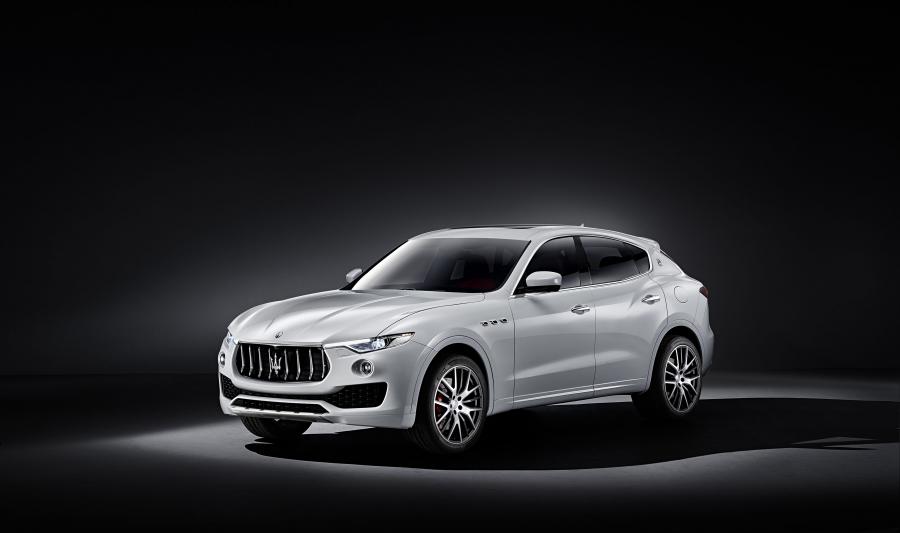  Maserati Levante 2016 года  (WW) (фото 37 из 52)